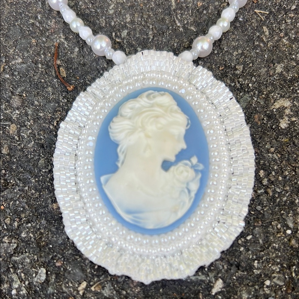 Handmade Bead Blue & White Vintage-Inspired Cameo Necklace